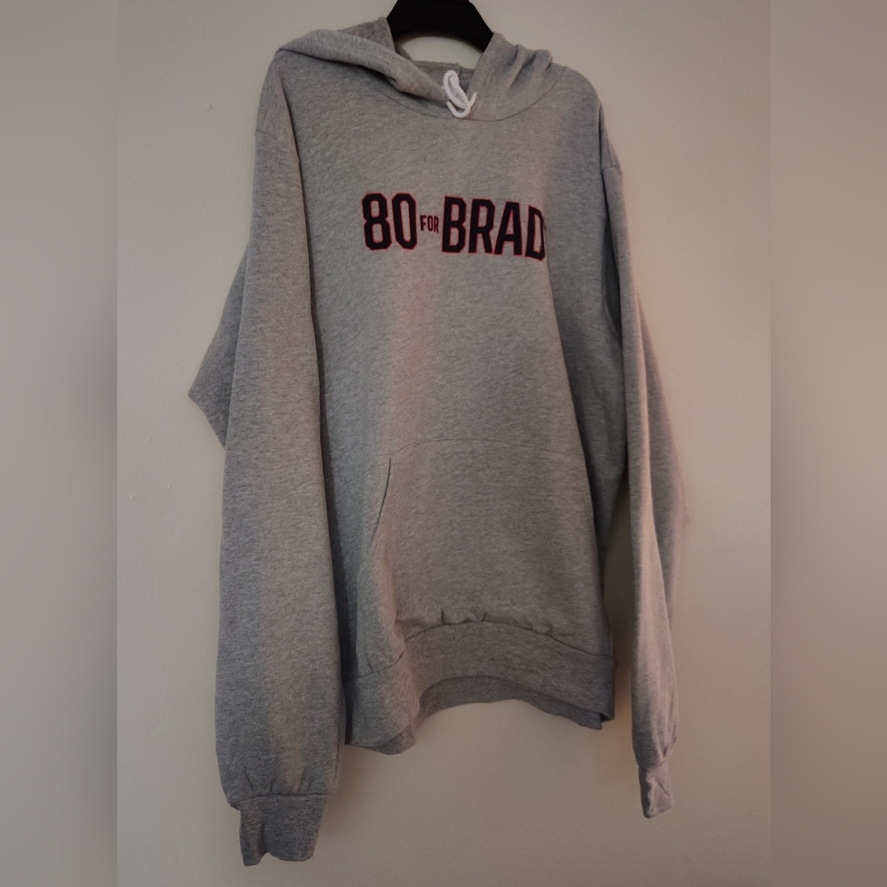 Sweatshirt Hoodie "80 For Brady" Size Large (Unisex).